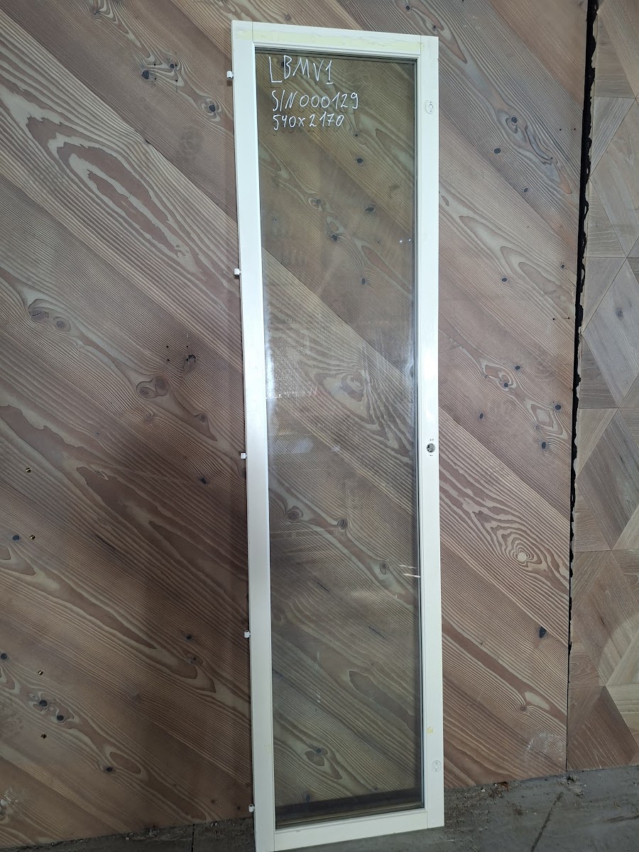 Langas 540 × 2170 mm, LBMV1