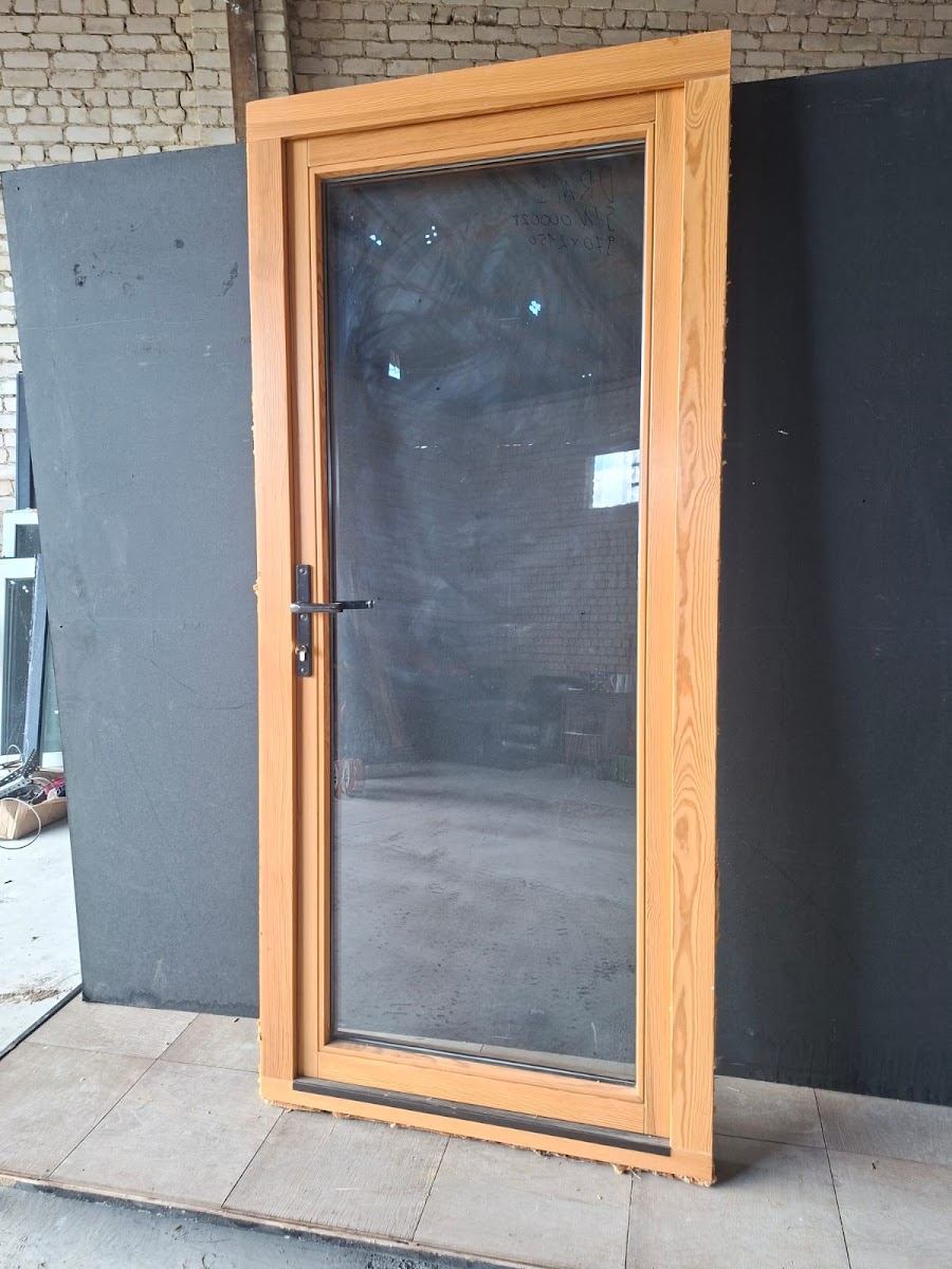 Durys 770 × 2150 mm, DRM1