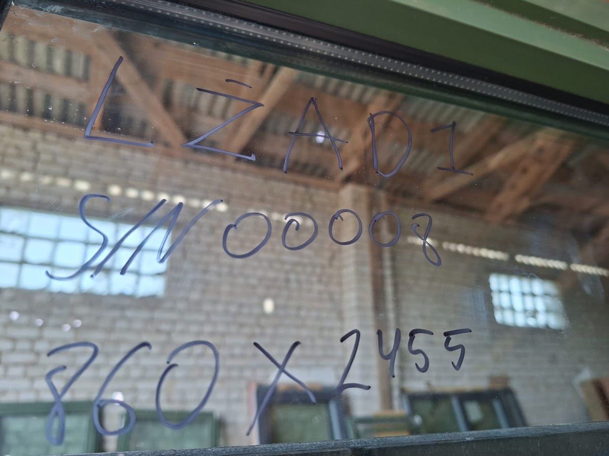 Langas 860 × 2455 mm, LZAD1