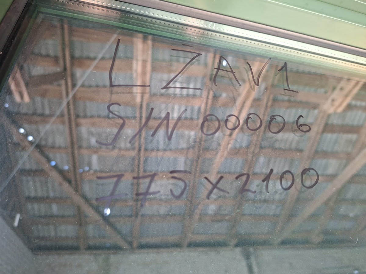 Langas 775 × 2100 mm, LZAV1