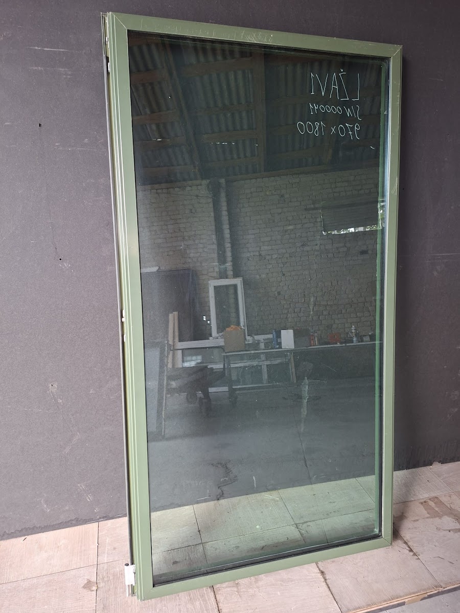 Langas 970 × 1800 mm, LZAV1