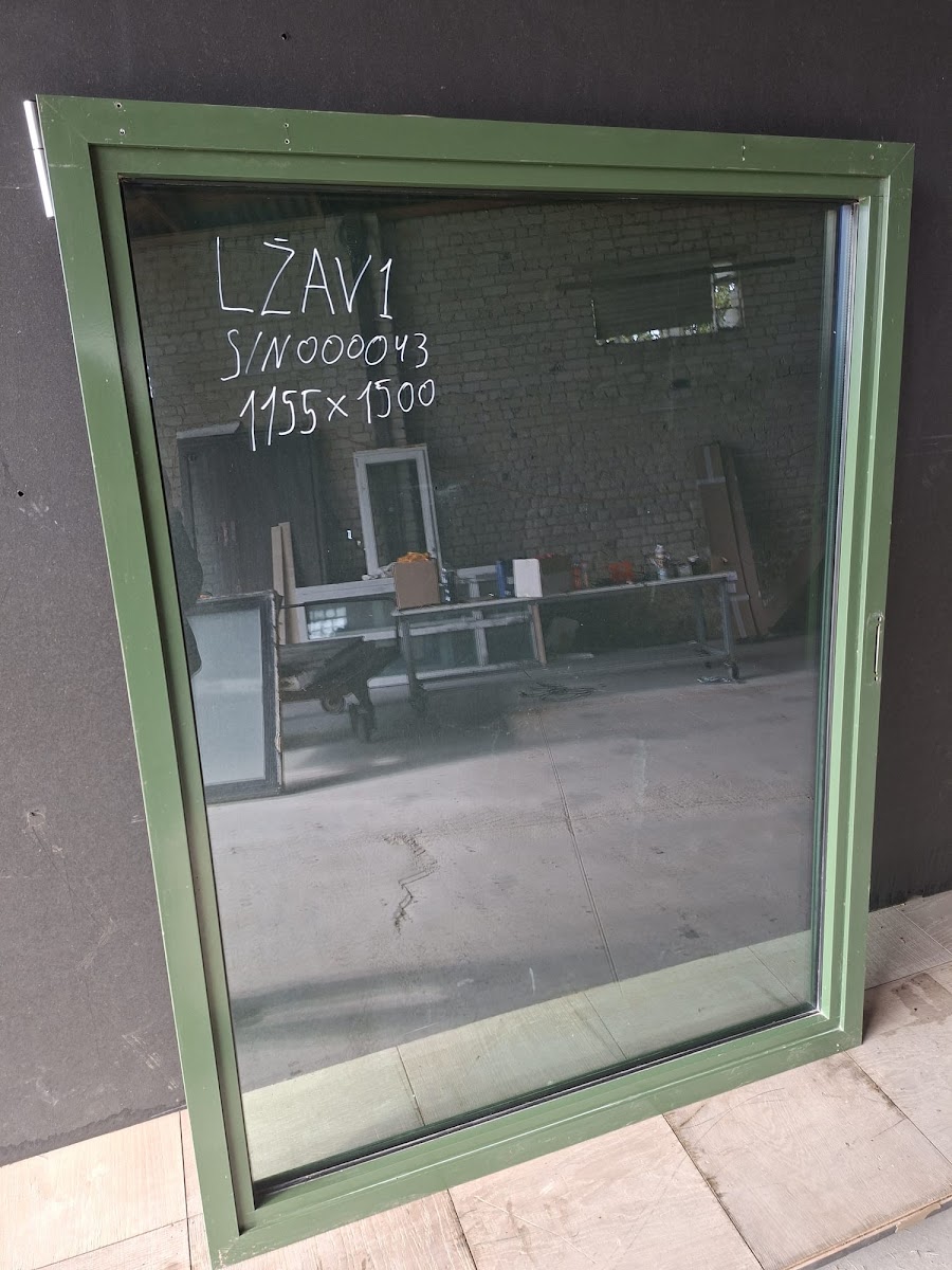 Langas 1155 × 1500 mm, LZAV1