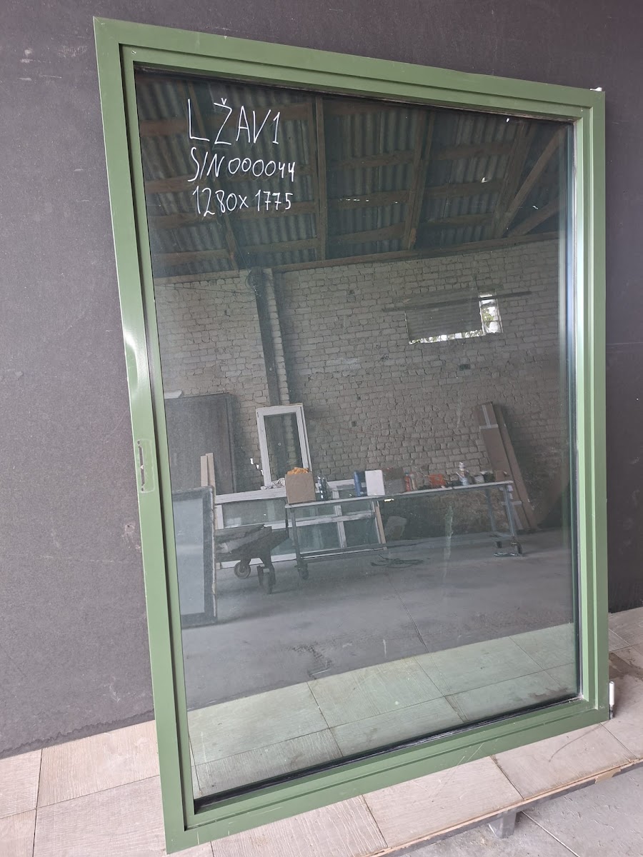 Langas 1280 × 1775 mm, LZAV1