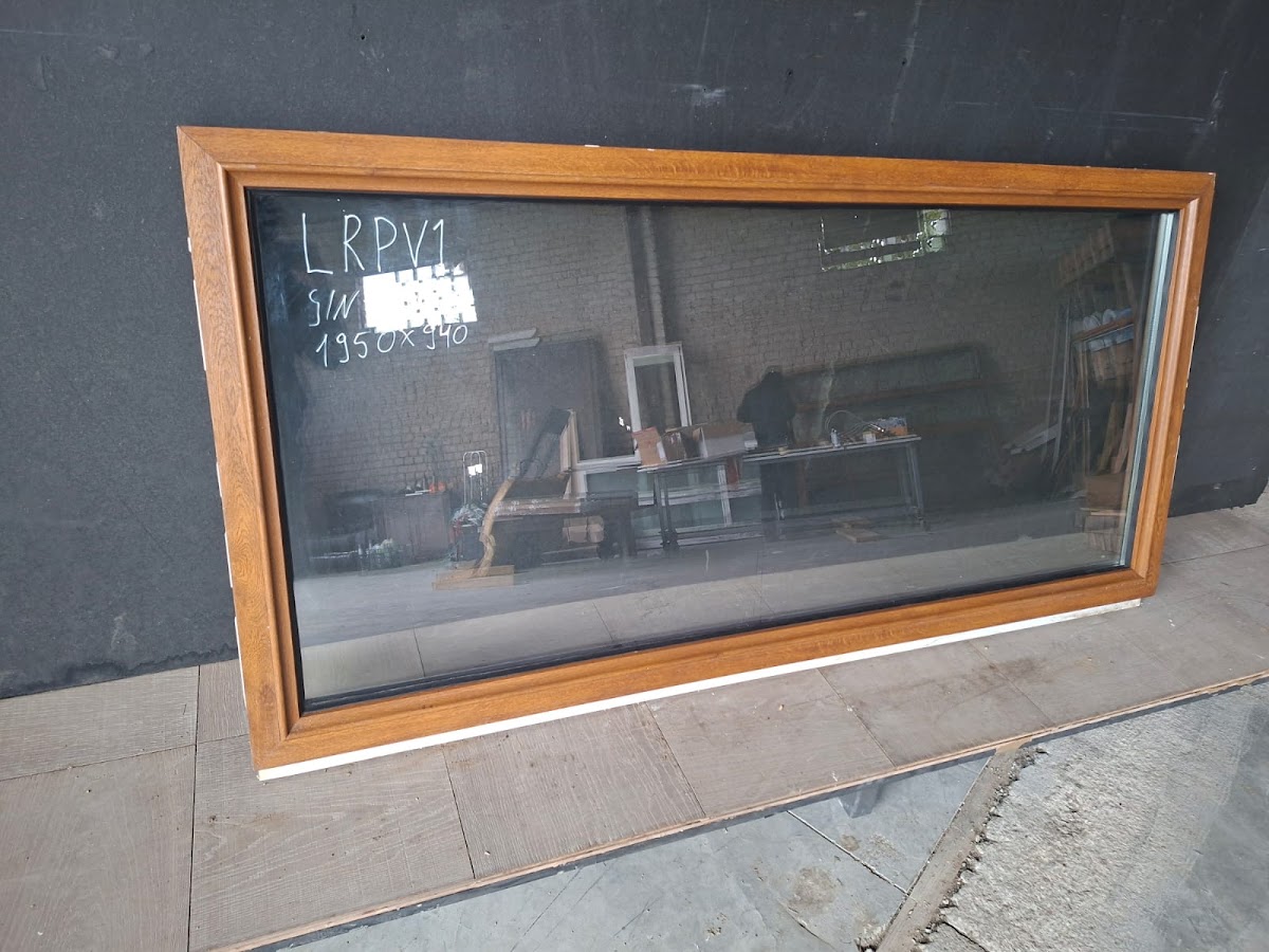 Langas 1950 × 940 mm, LRPV1